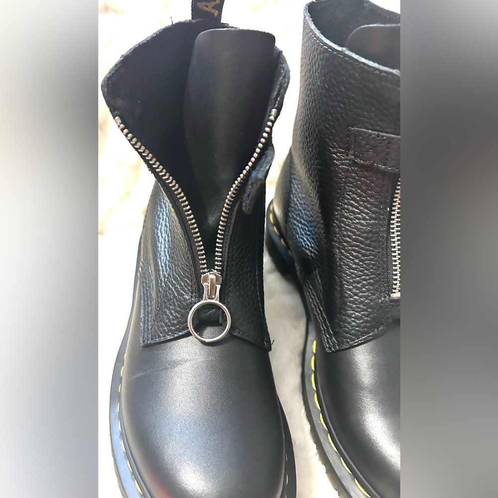 NEW Dr.. Martens Black Leather combat chunky Ankle Zipper Boots women’s size 7 - Picture 7 of 9